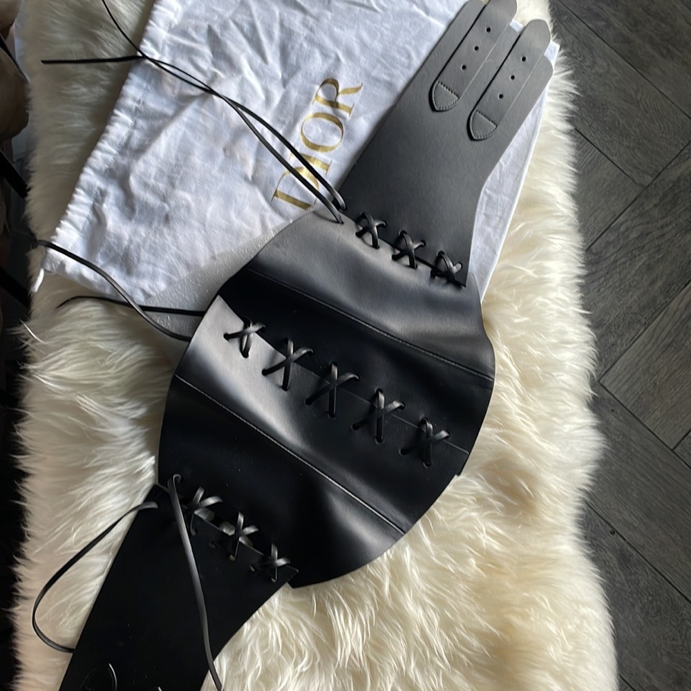 DIOR D-LACE CORSET BELT - Picture 6 of 14